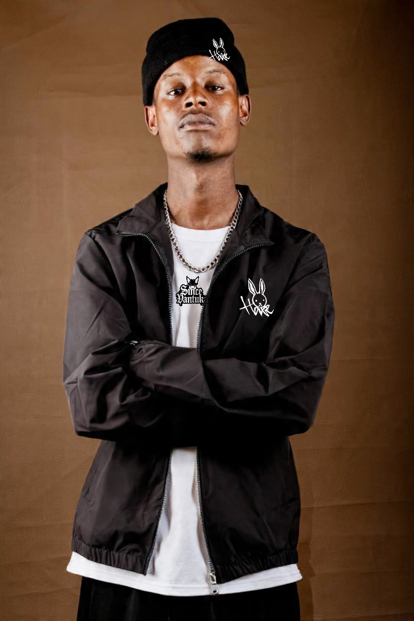 Dlala Nandos Umazelapy profile